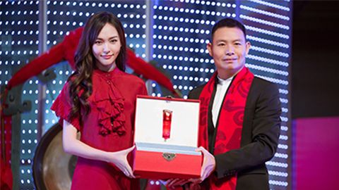 中国美正当红，泛亚国际A股上市，引领新时代